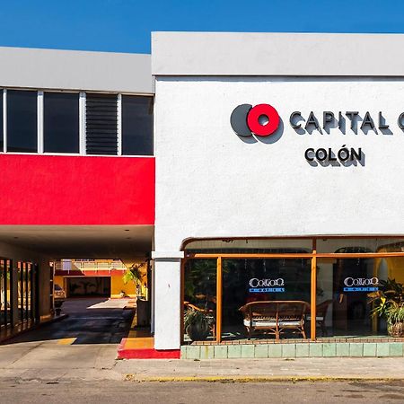 Готель Capital O Colon, Ciudad Guzman Jalisco Екстер'єр фото